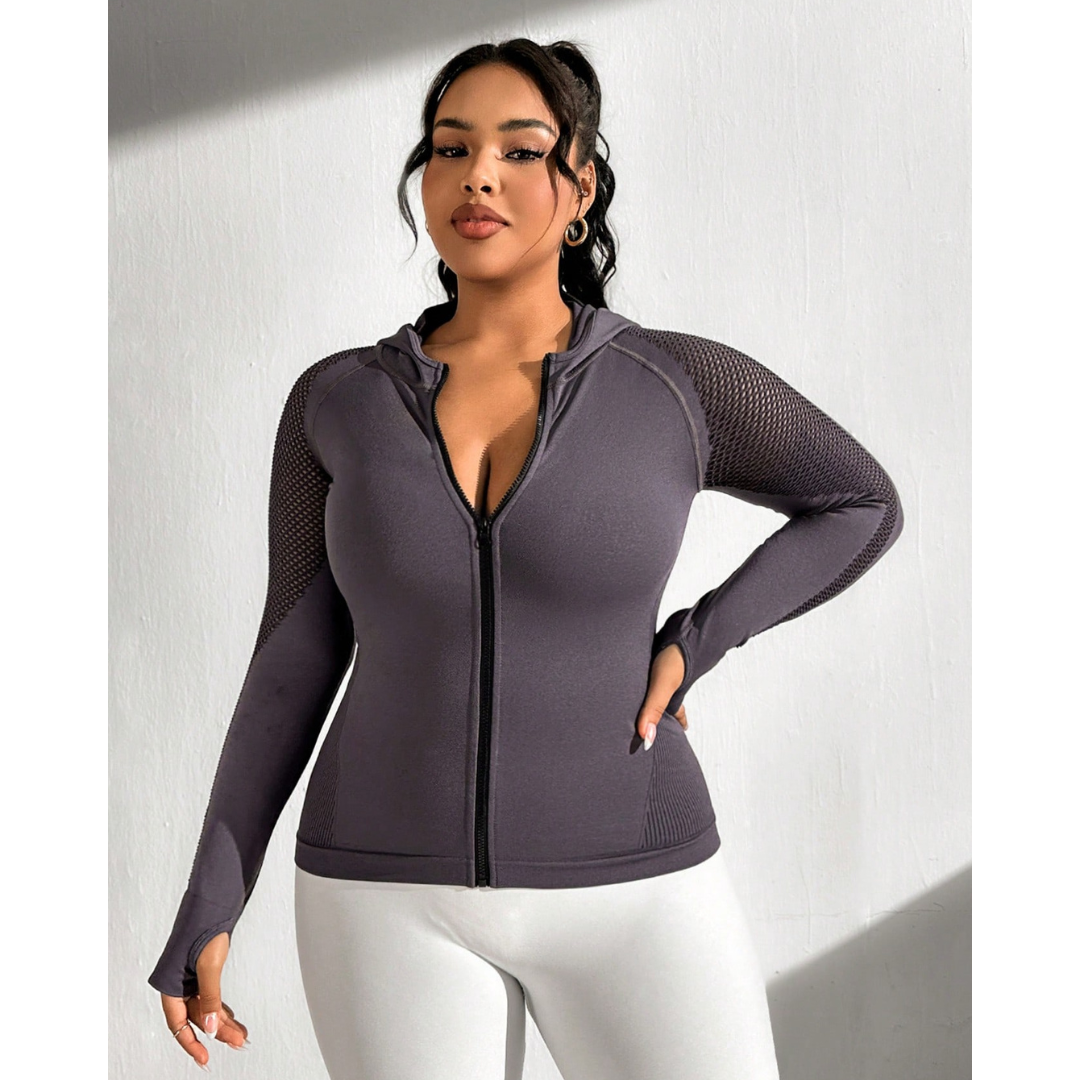 Jaqueta Esportiva Plus Size Com Capuz e Detalhes em Telinha - Frete Grátis